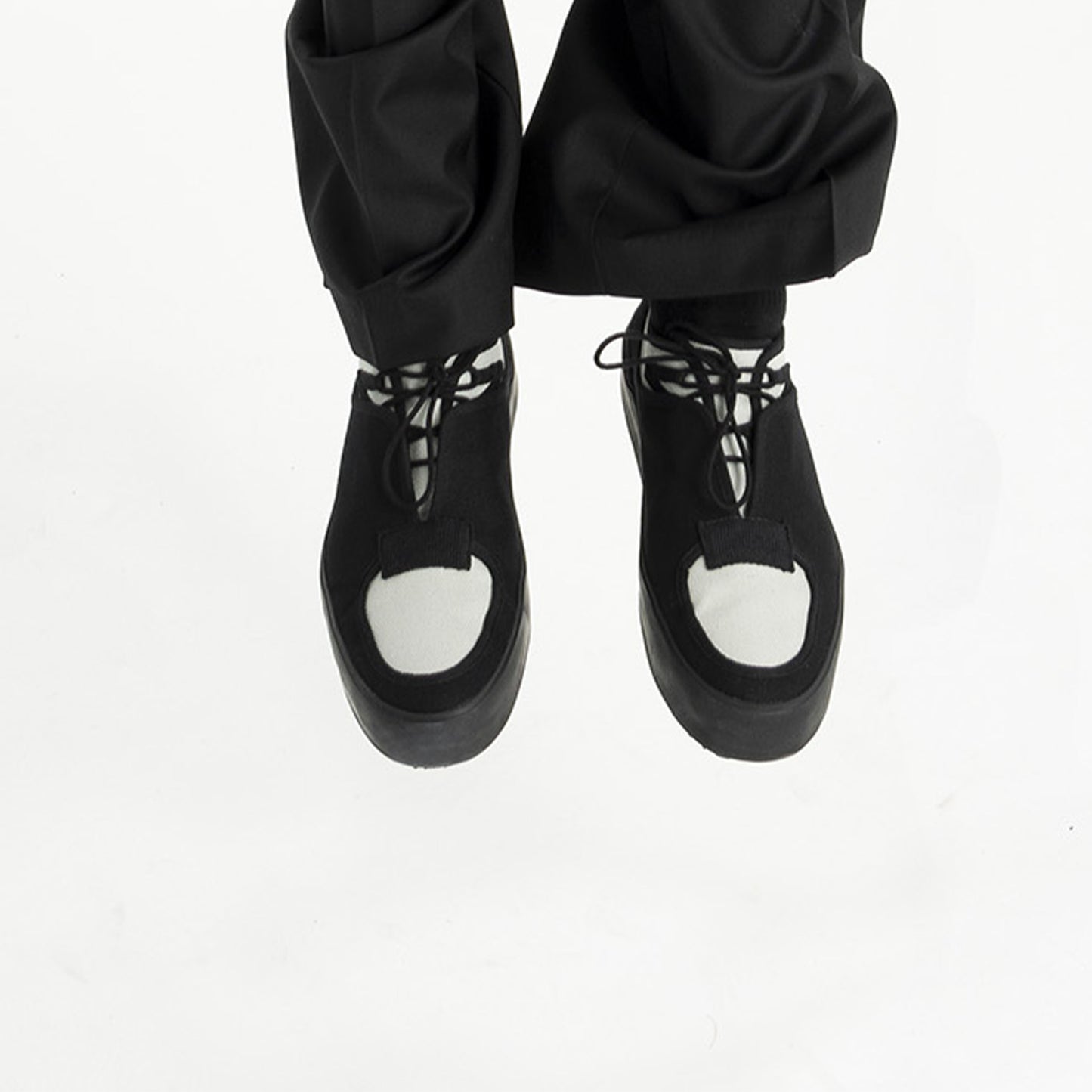 NotSneaker Full Black