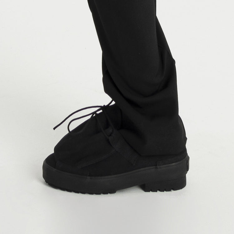Full black